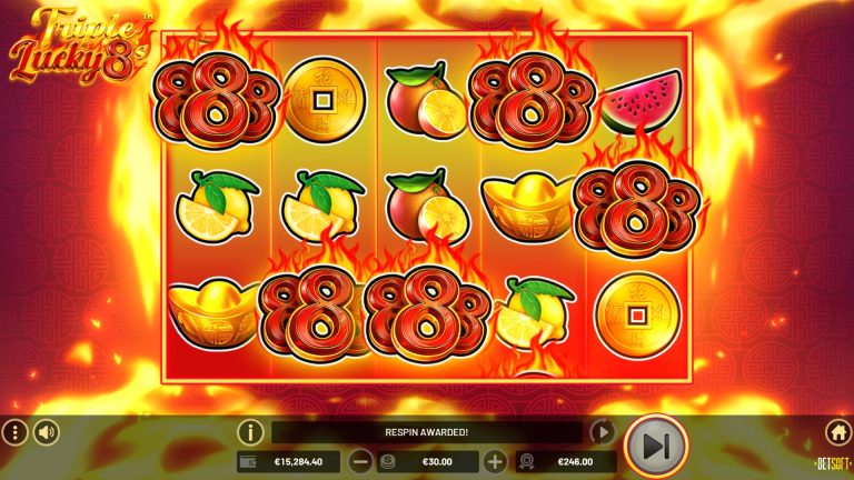 Gameplay of Triple Lucky 8's from BetSoft.